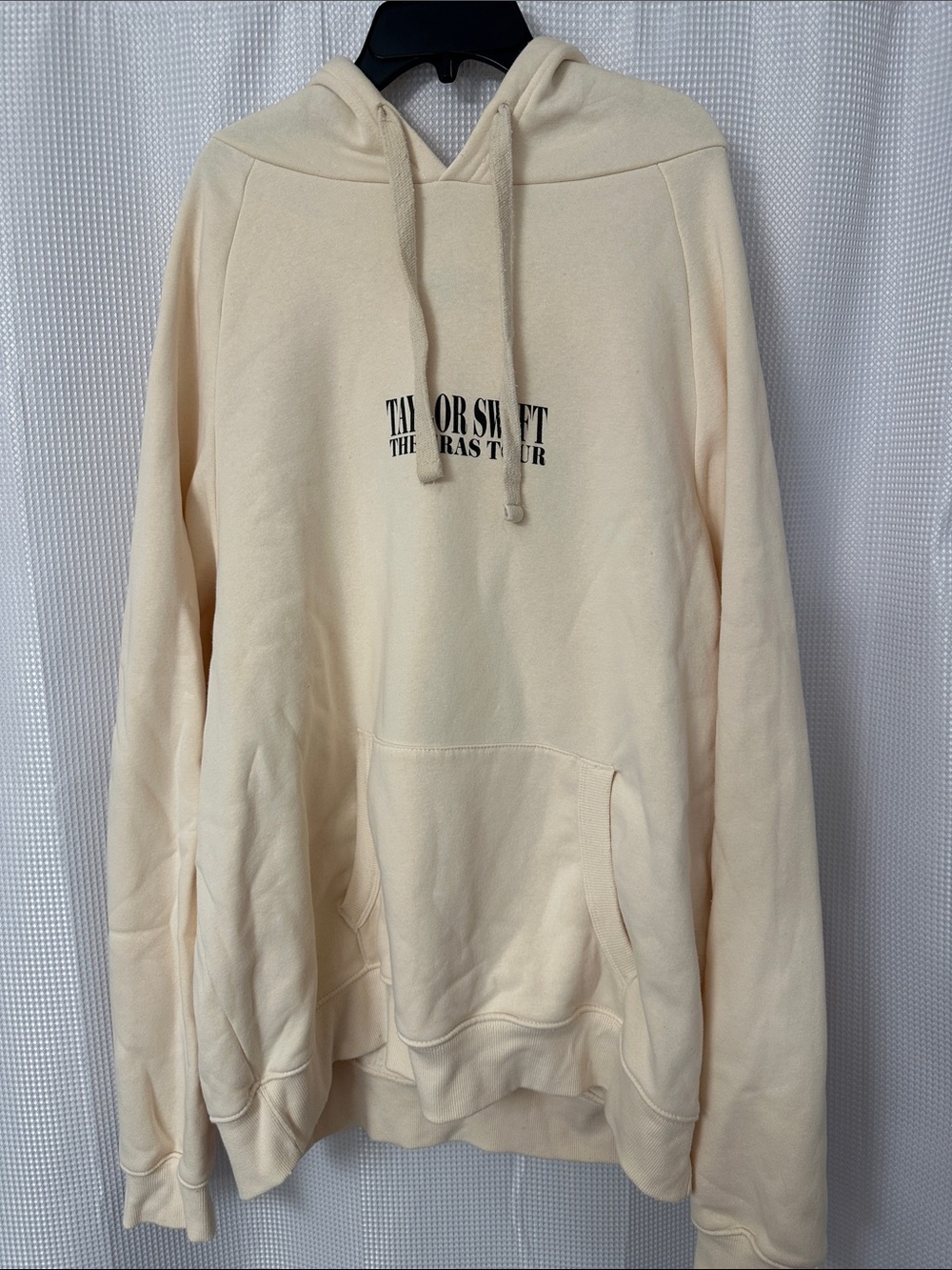 Taylor Swift Cream Pullover Hoodie L